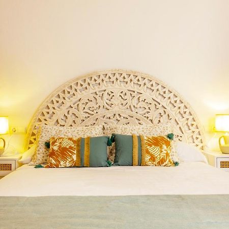 Apartamento Pink Maritimo ตอร์เรเวียคา ภายนอก รูปภาพ
