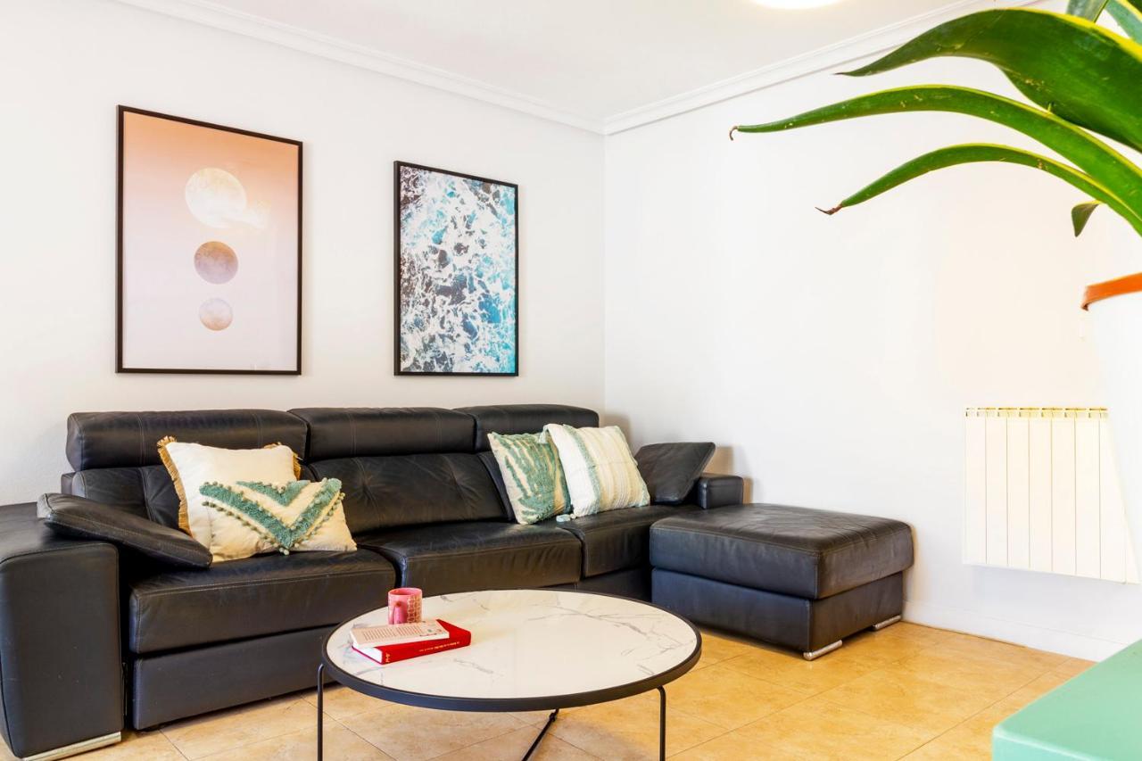 Apartamento Pink Maritimo ตอร์เรเวียคา ภายนอก รูปภาพ