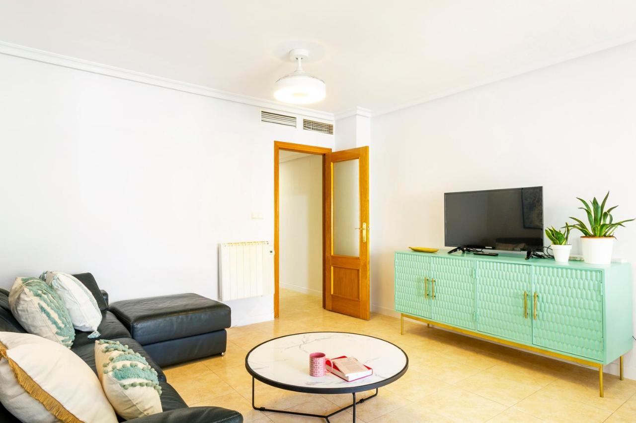 Apartamento Pink Maritimo ตอร์เรเวียคา ภายนอก รูปภาพ