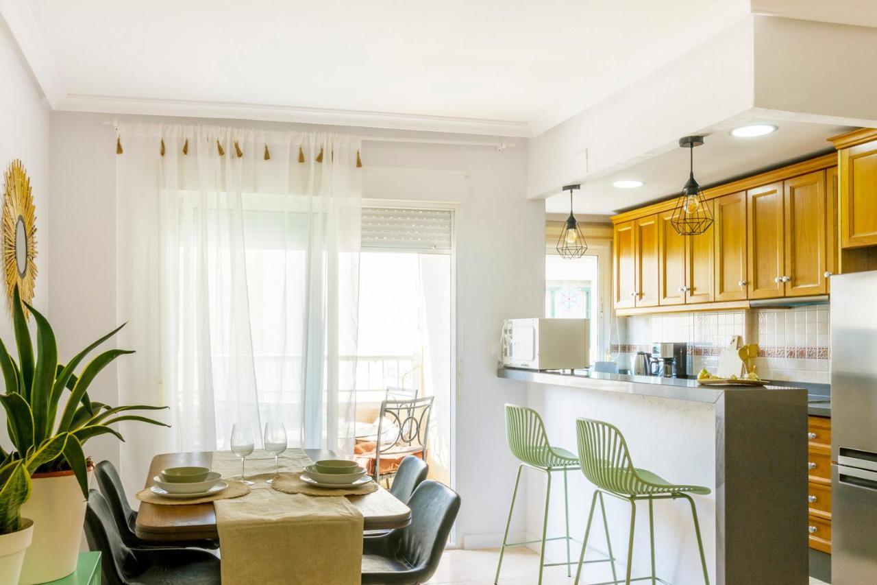 Apartamento Pink Maritimo ตอร์เรเวียคา ภายนอก รูปภาพ