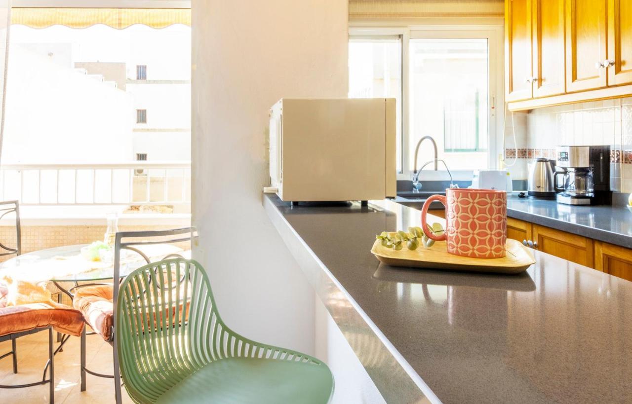 Apartamento Pink Maritimo ตอร์เรเวียคา ภายนอก รูปภาพ