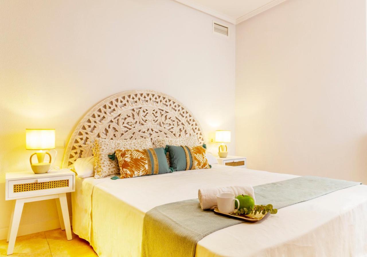 Apartamento Pink Maritimo ตอร์เรเวียคา ภายนอก รูปภาพ