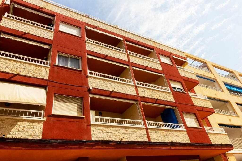 Apartamento Pink Maritimo ตอร์เรเวียคา ภายนอก รูปภาพ