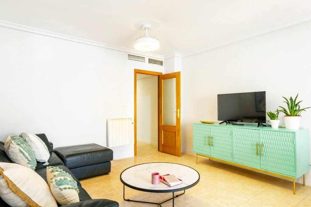 Apartamento Pink Maritimo ตอร์เรเวียคา ภายนอก รูปภาพ