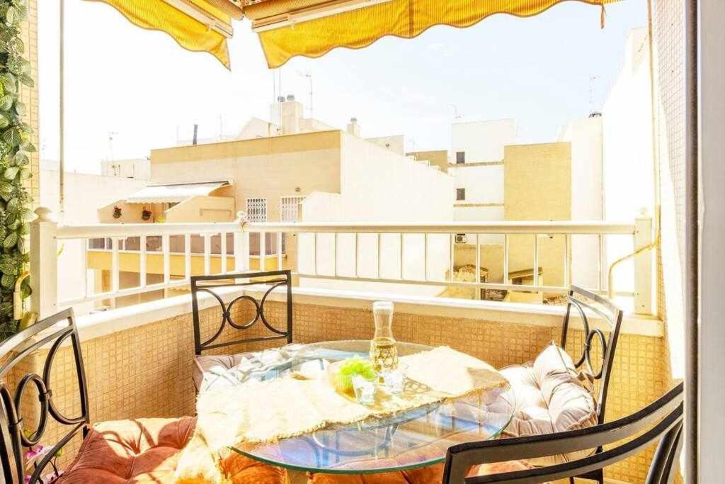 Apartamento Pink Maritimo ตอร์เรเวียคา ภายนอก รูปภาพ