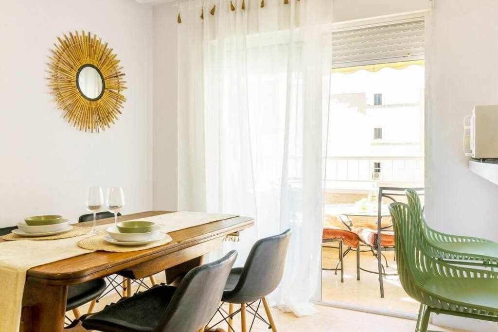 Apartamento Pink Maritimo ตอร์เรเวียคา ภายนอก รูปภาพ