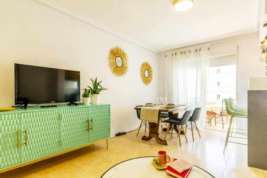 Apartamento Pink Maritimo ตอร์เรเวียคา ภายนอก รูปภาพ