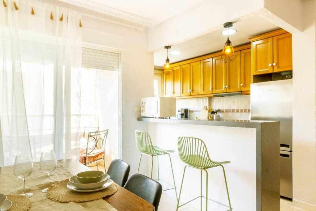 Apartamento Pink Maritimo ตอร์เรเวียคา ภายนอก รูปภาพ